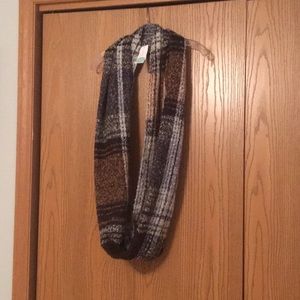 Sandra Abstract Print Infinity Scarf NWT